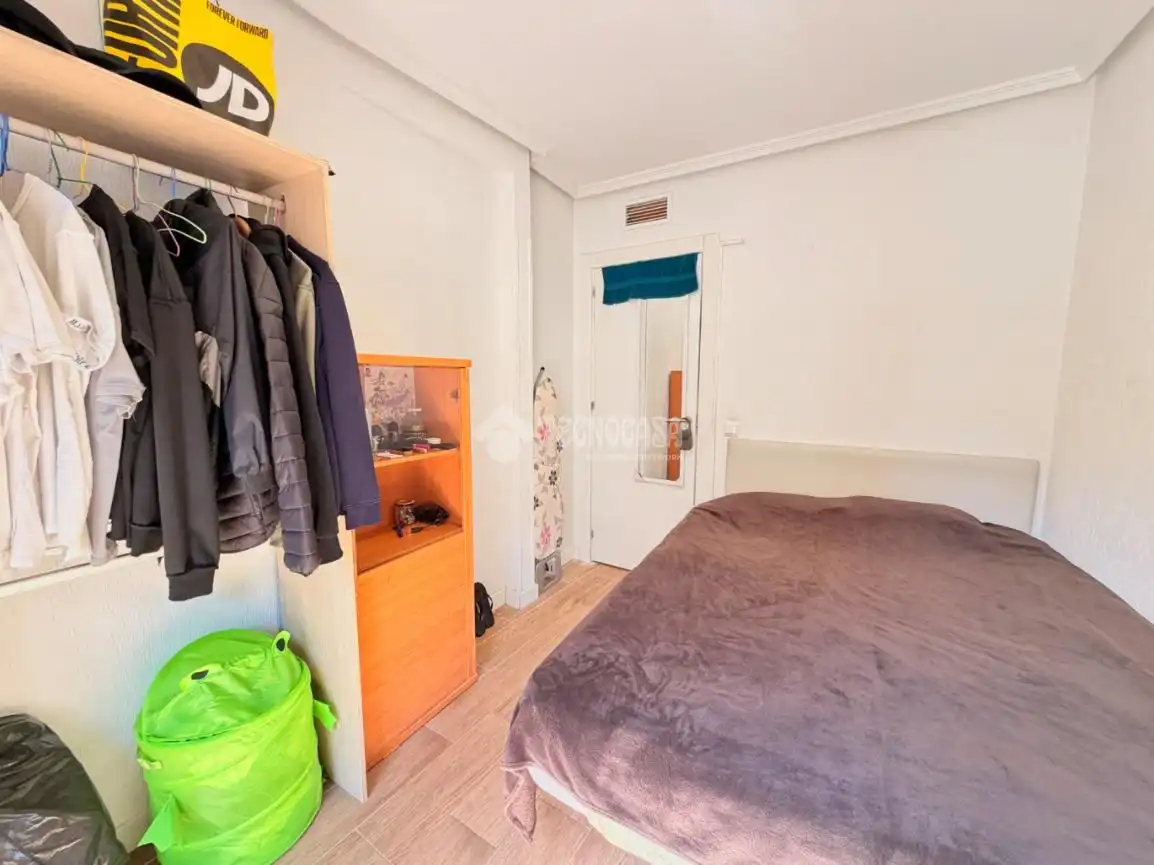 Bedroom of Flat for sale in Segovia