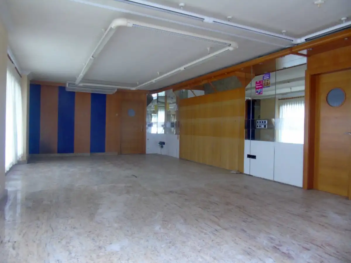 Local comercial de lloguer a Muriedas, imagen 5