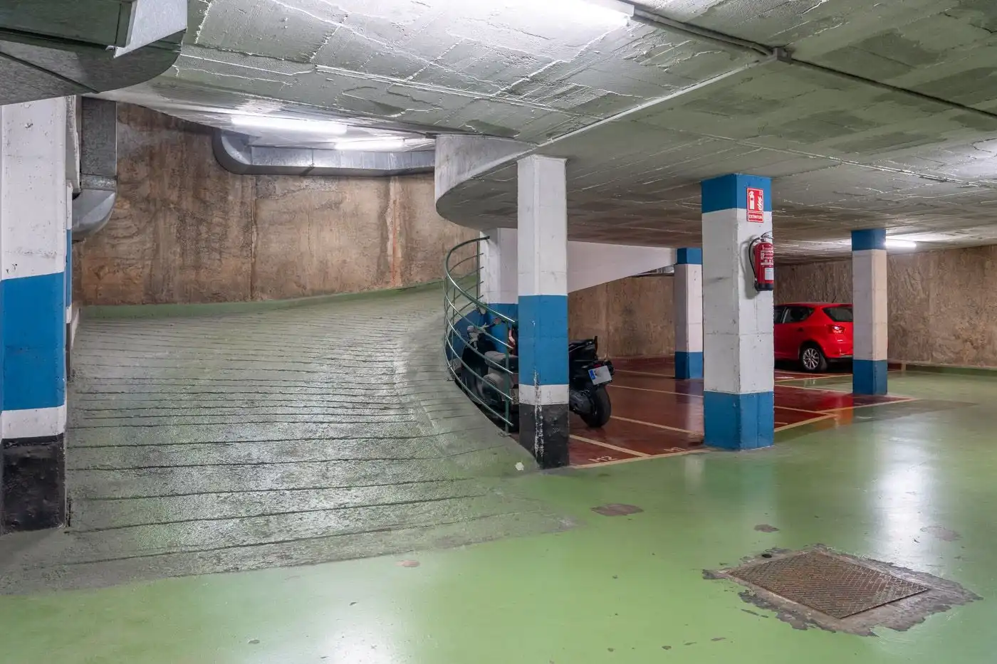 Garage zur Miete in CALLE ARIZALA, 80, La Maternitat i Sant Ramon