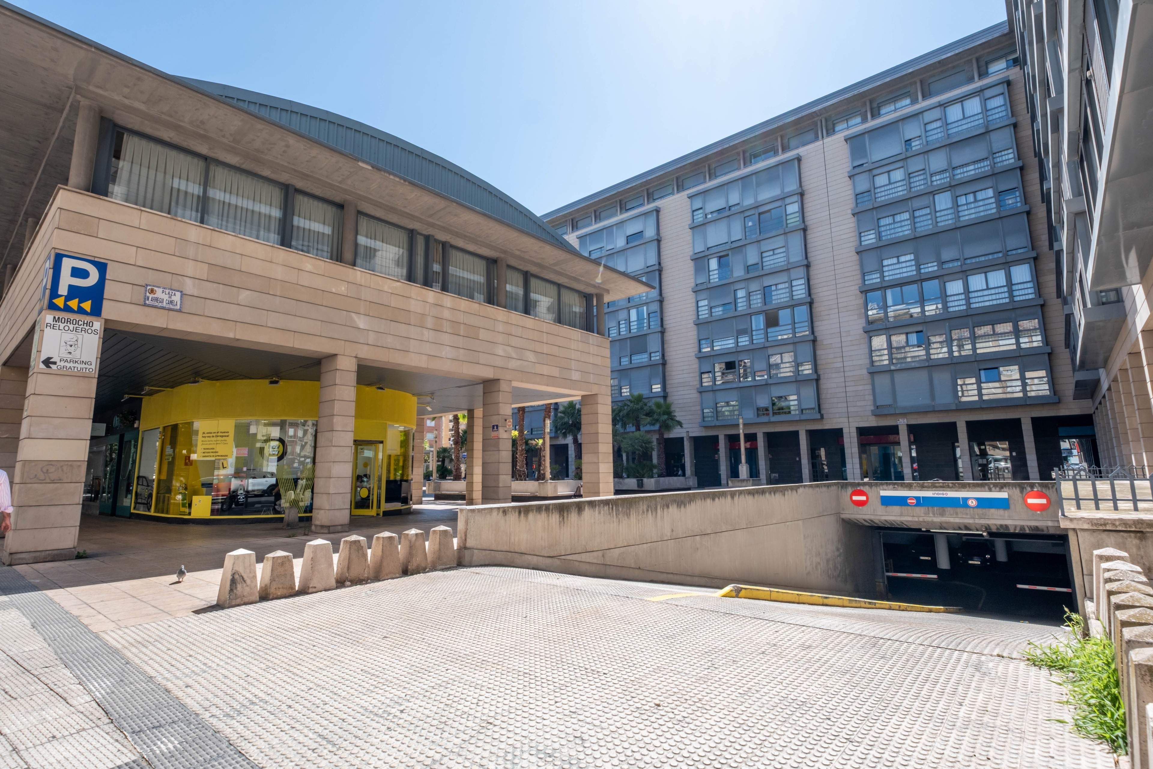 Vista exterior de Pis en venda en  Zaragoza Capital amb Aire condicionat, Calefacció i Parquet
