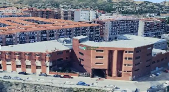Mixed residential with lift for sale in Carrer Rafael Laliga Pérez, imagen 9