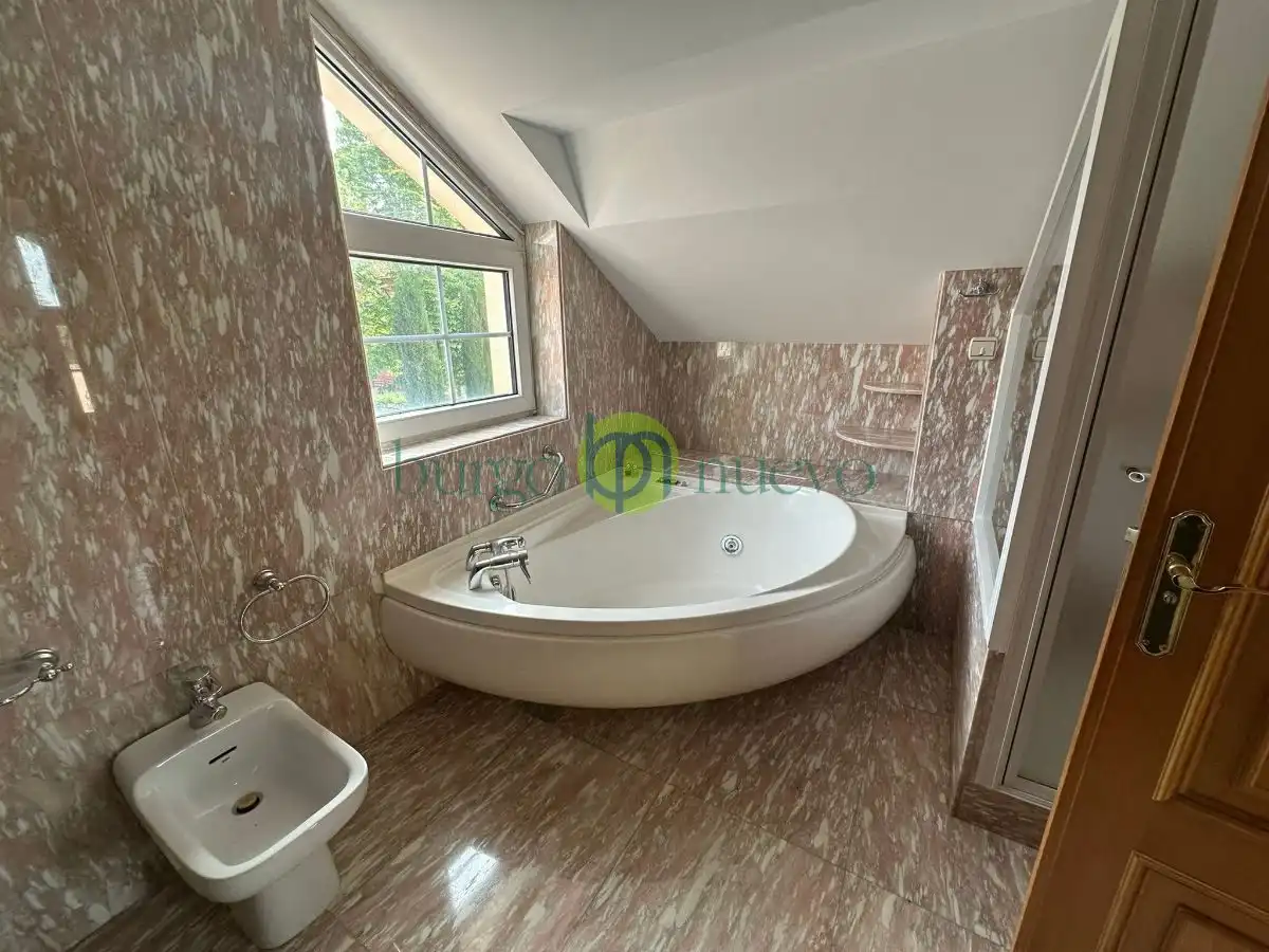 Baño de Casa o chalet en venta en Las Eras de Renueva