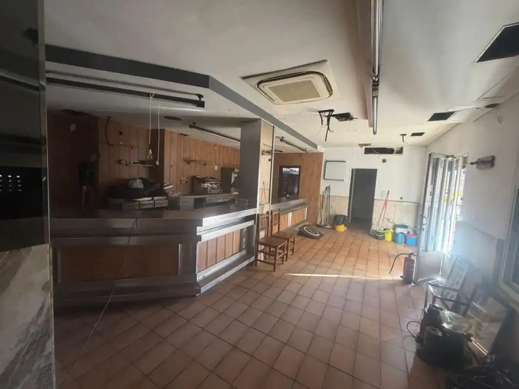 Local comercial en venda a Carrer Simó Duato, imagen 4