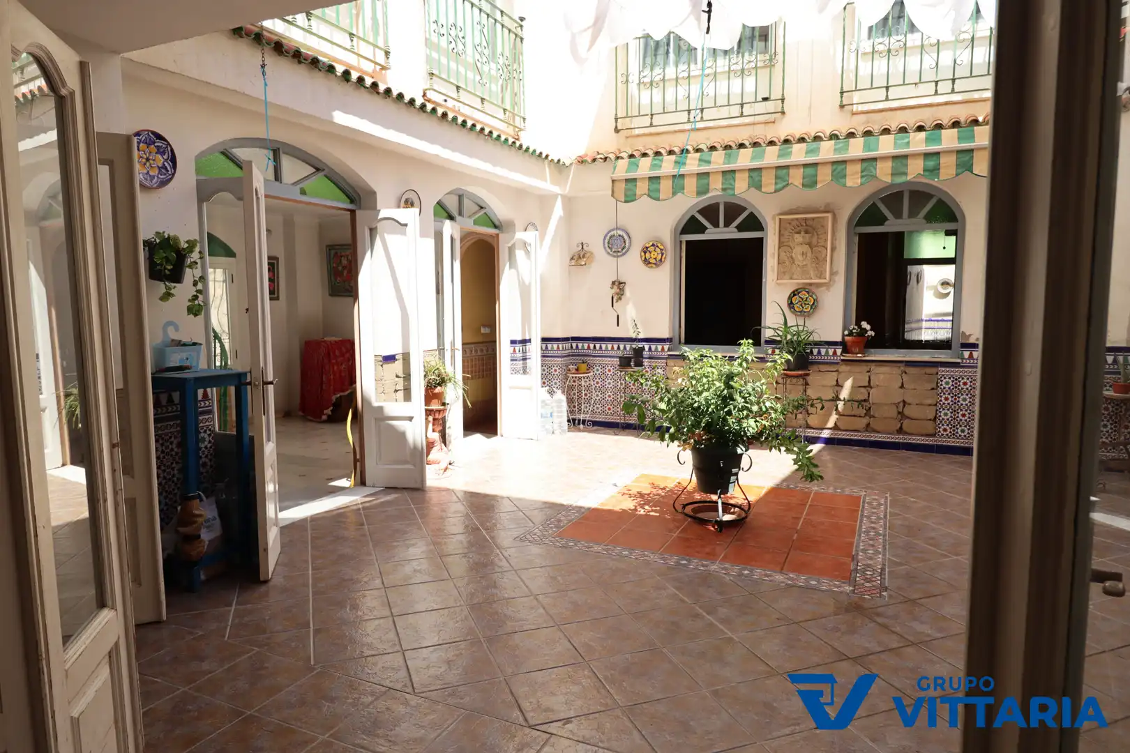Jardín de Casa adosada en venta en Almería con Aire acondicionado, Terraza y Trastero