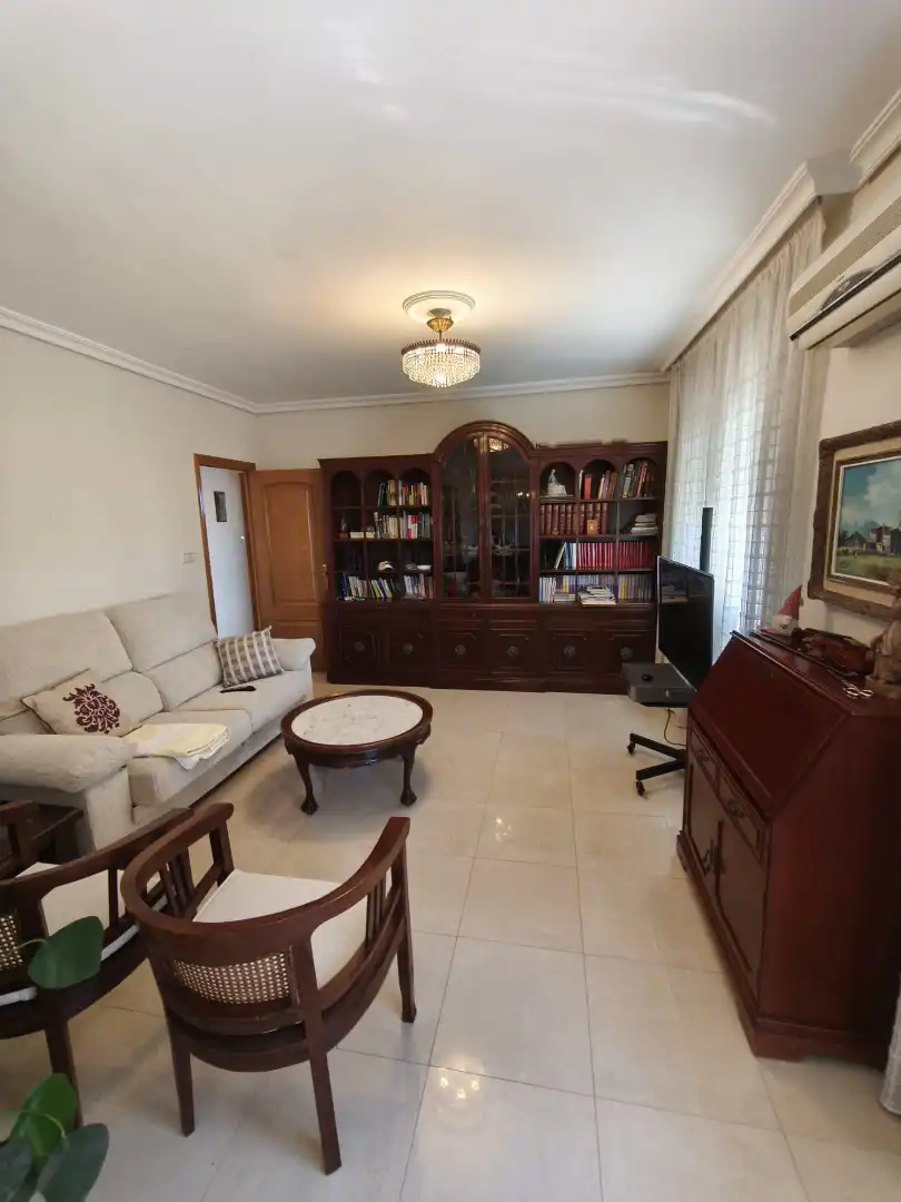 Wohnzimmer von Wohnung zur Miete in Sevilla mit Klimaanlage, Heizung und Terrasse