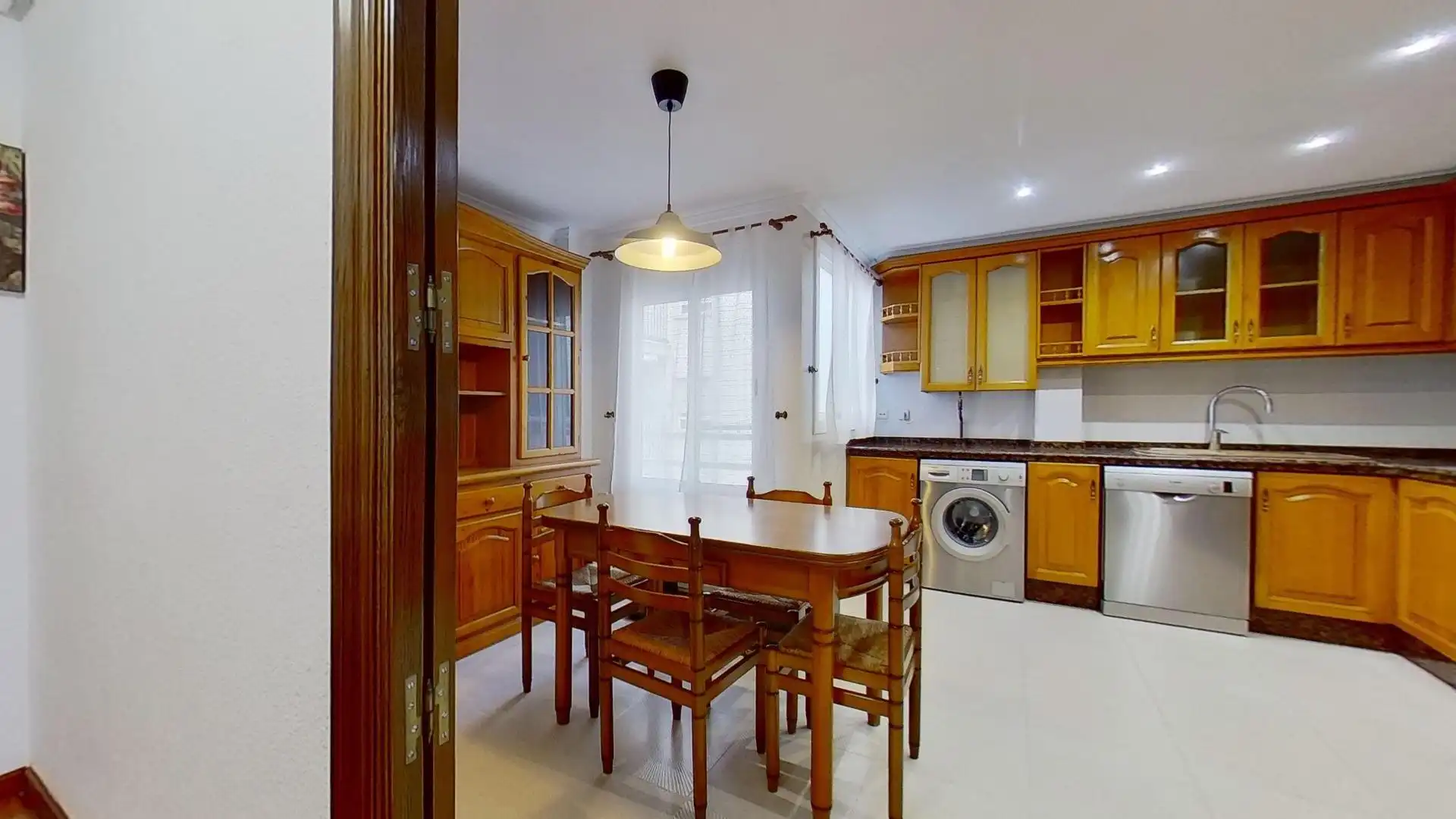 Flat for rent in ABEN AL ABBAR, 18, Albors
