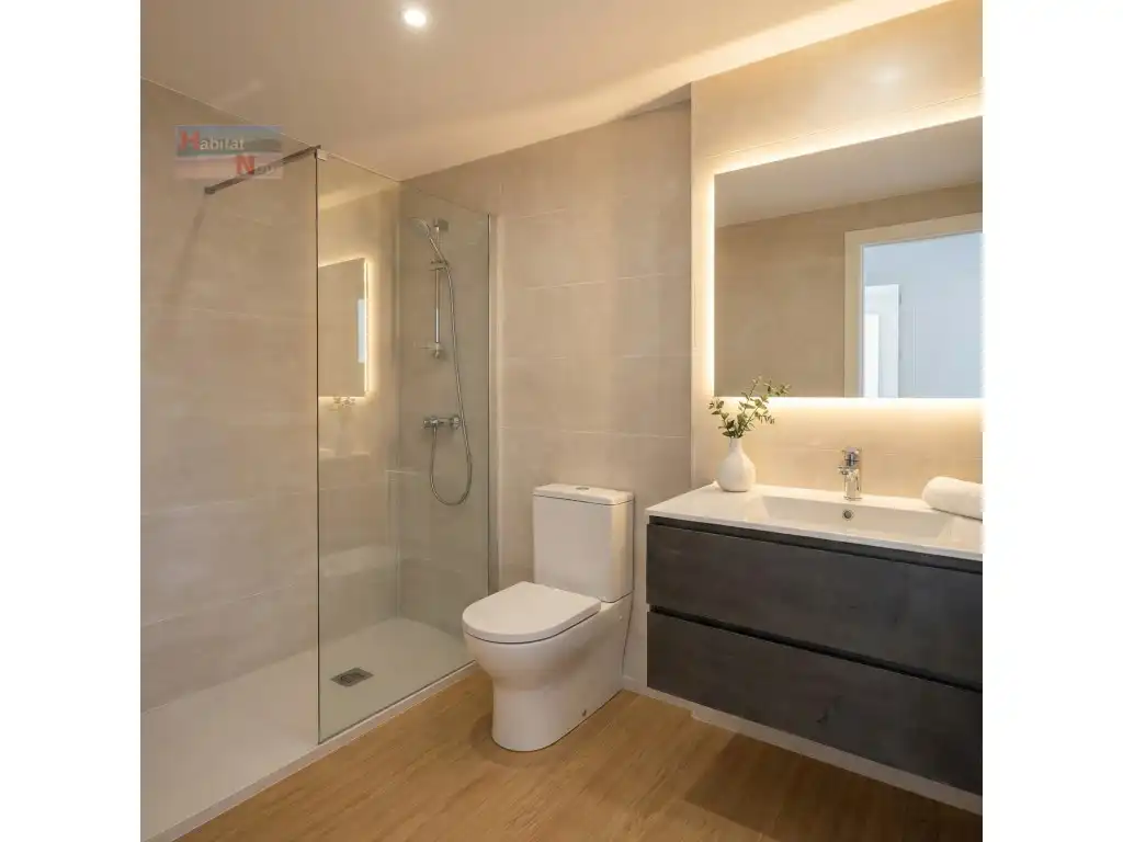 Flat with lift for sale in Calle Josep Cañas, imagen 5