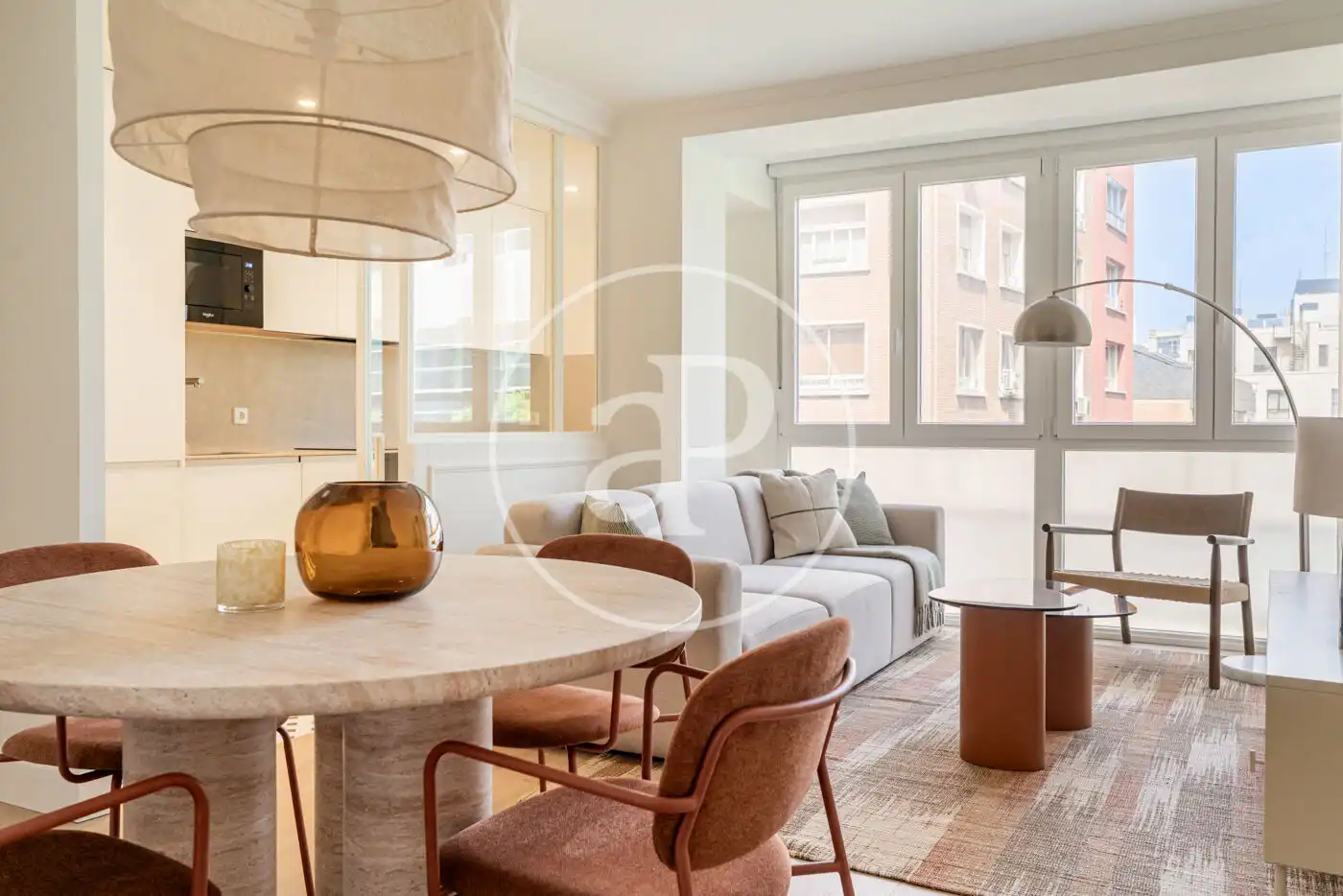 Sala d'estar de Pis en venda en  Madrid Capital amb Aire condicionat i Calefacció