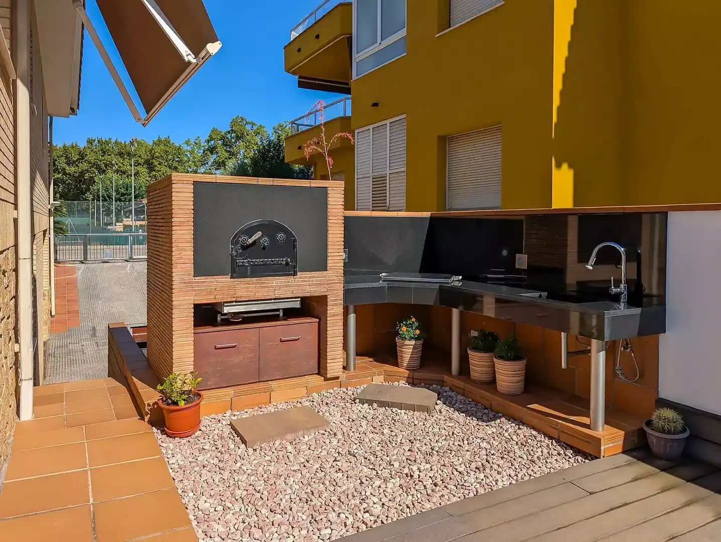 Terrace of Houses for sale in Banyoles  with Swimming Pool and Furnished