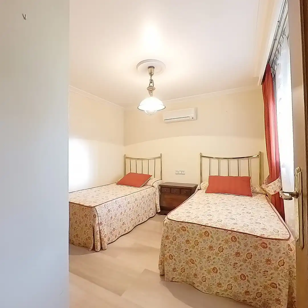 Bedroom of Houses for sale in Granada  with Heating, Private garden and Terrace