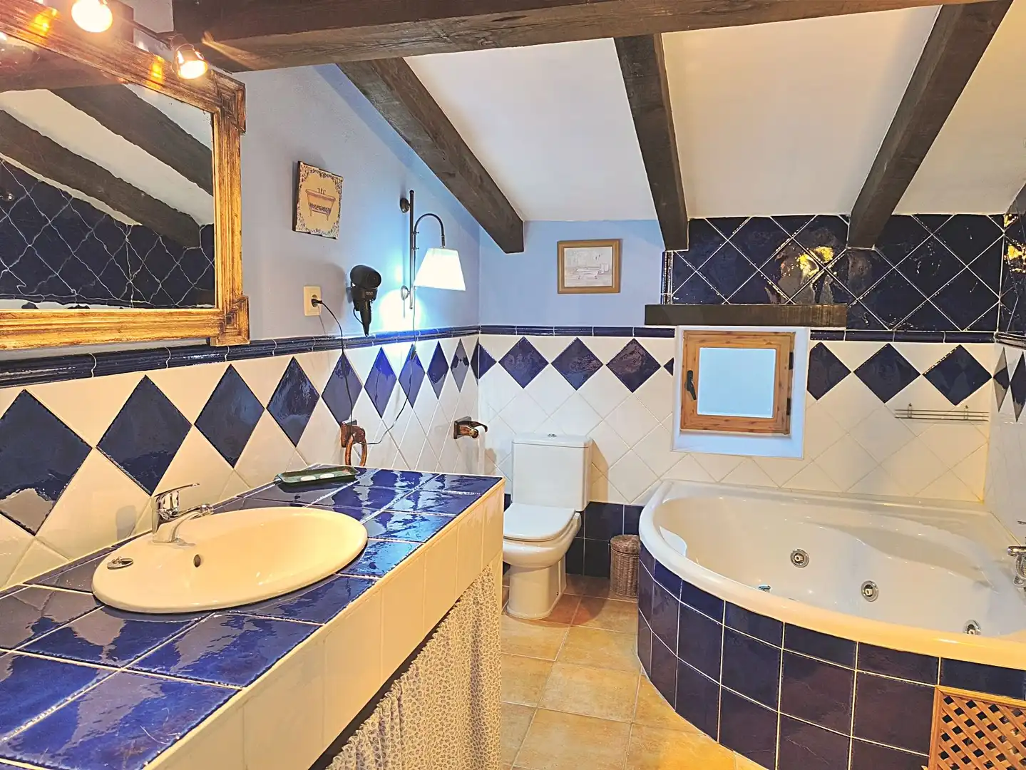Baño de Finca rústica en venta en Medinaceli con Calefacción y Terraza