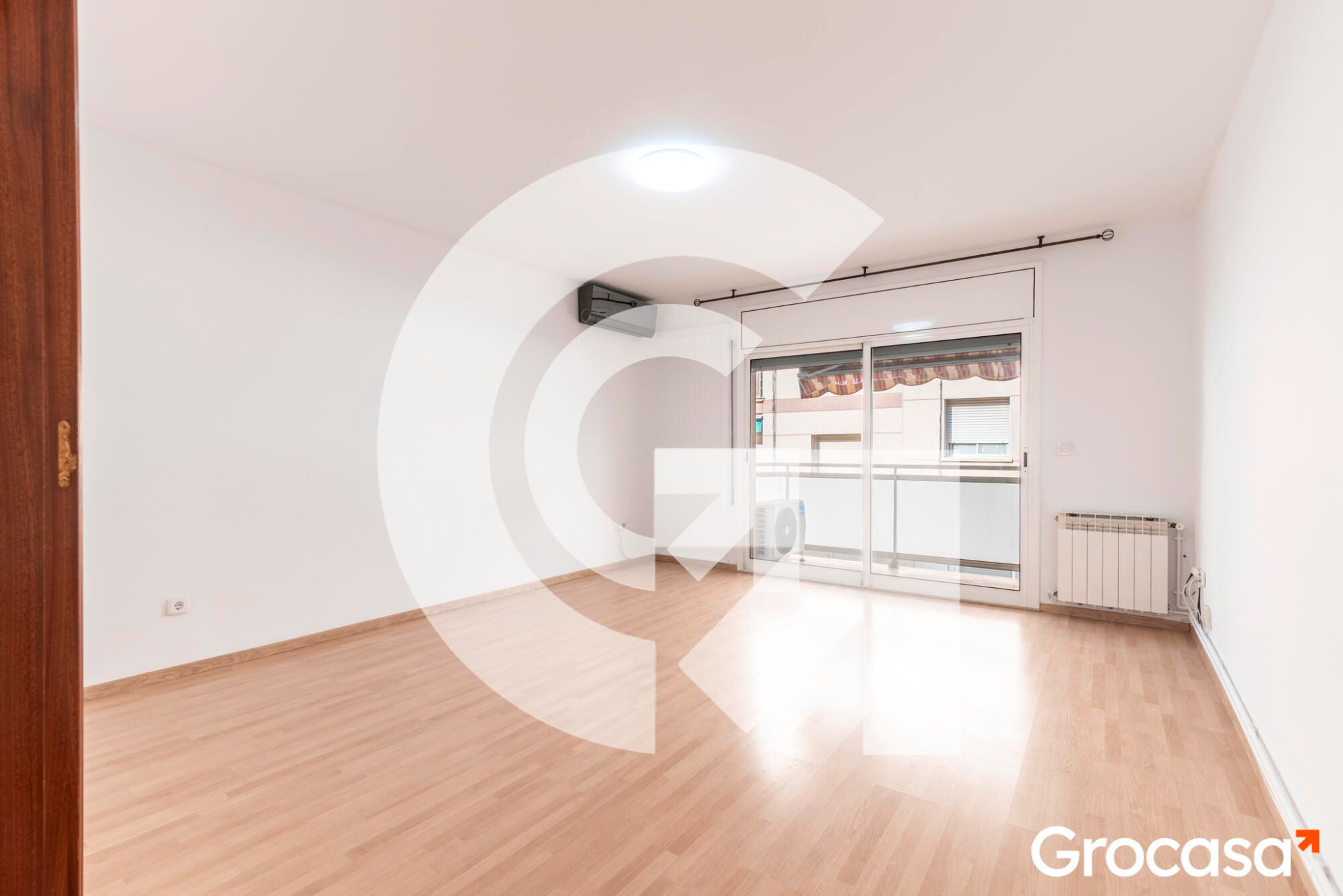 Living room of Flat for sale in Sant Joan Despí  with Air Conditioner, Heating and Balcony