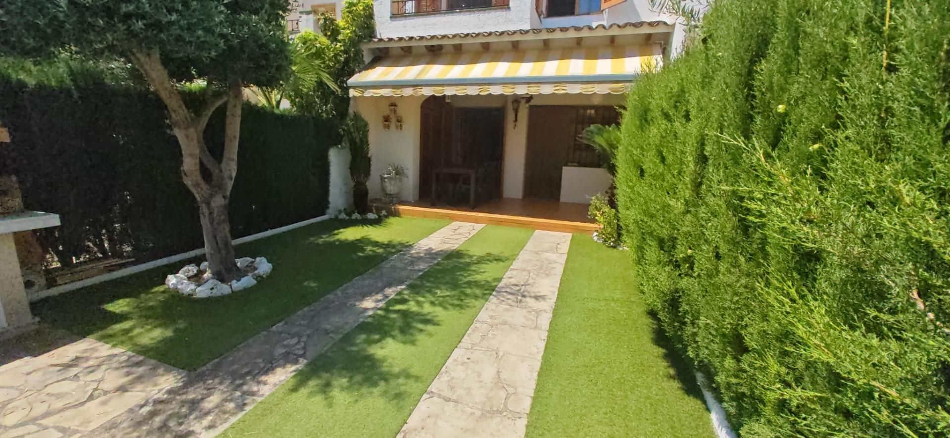 Jardí de Casa adosada en venda en Roda de Berà amb Jardí privat i Balcó