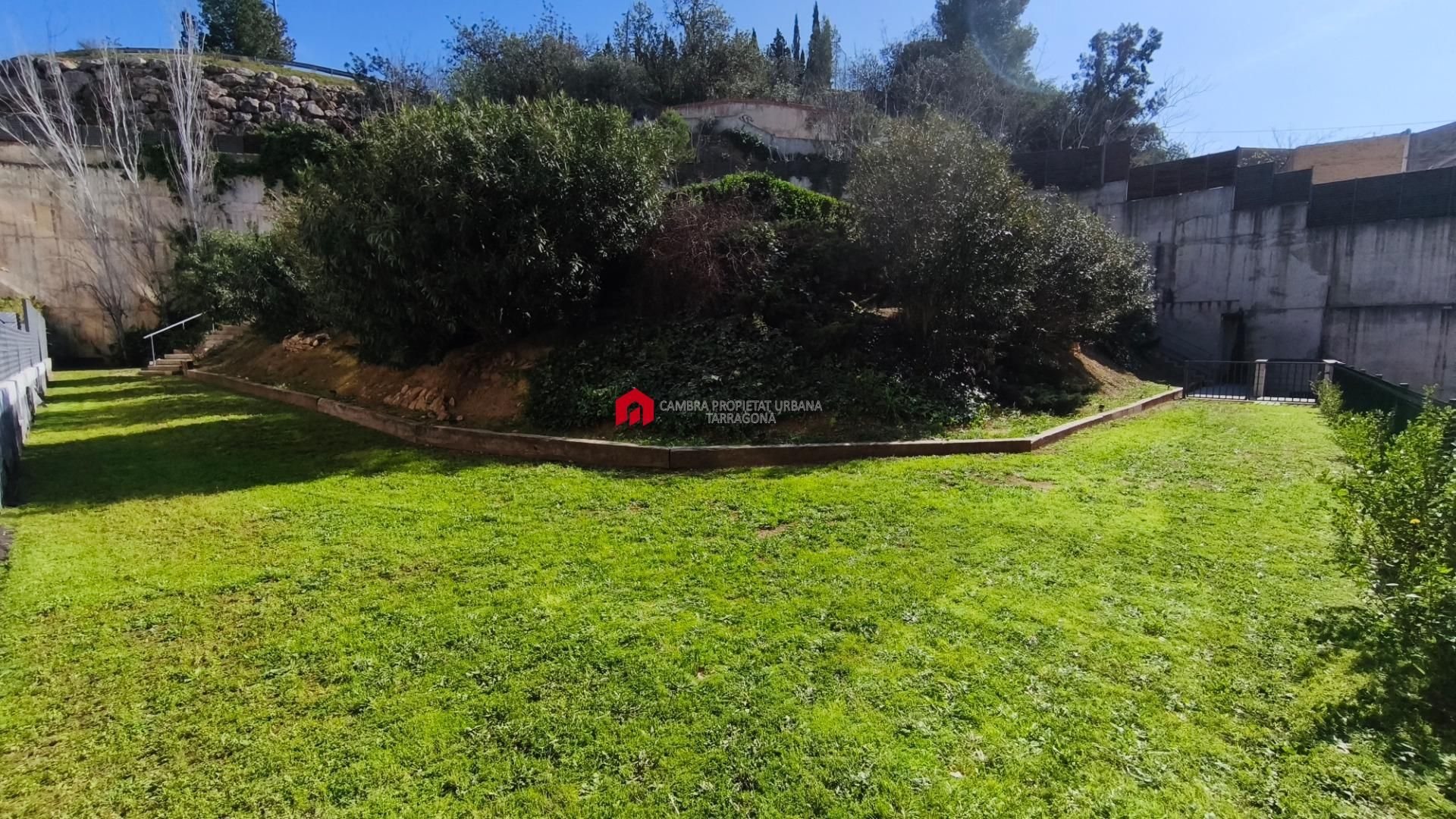 Jardí de Pis en venda en Tortosa amb Aire condicionat, Parquet i Piscina
