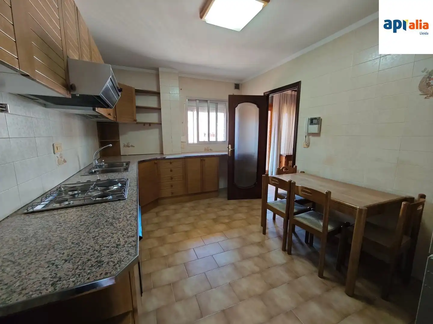 Kitchen of Flat for sale in Lleida  with Air Conditioner, Heating and Storage room