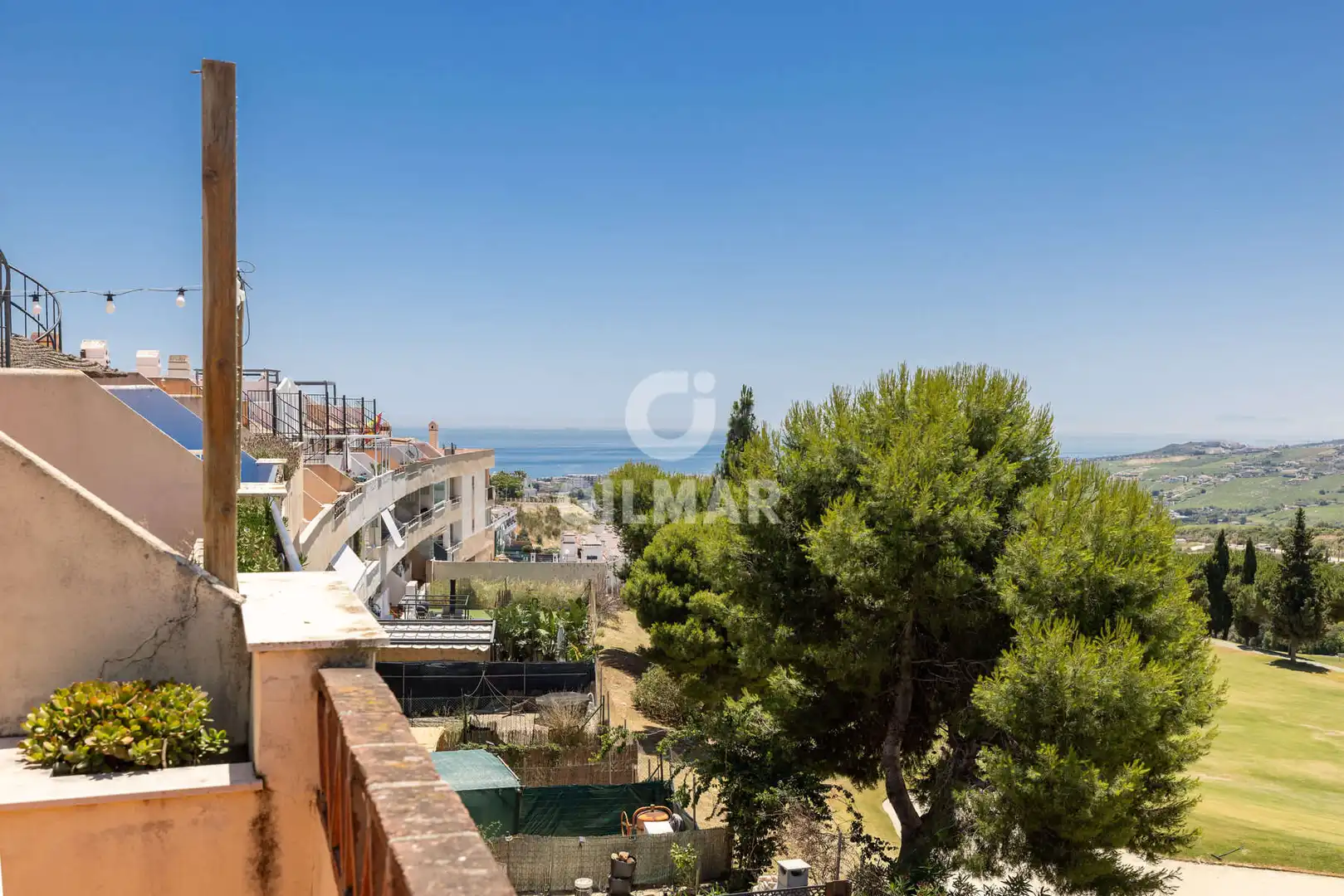 Vista exterior de Piso en venta en Casares con Jardín privado, Trastero y Piscina