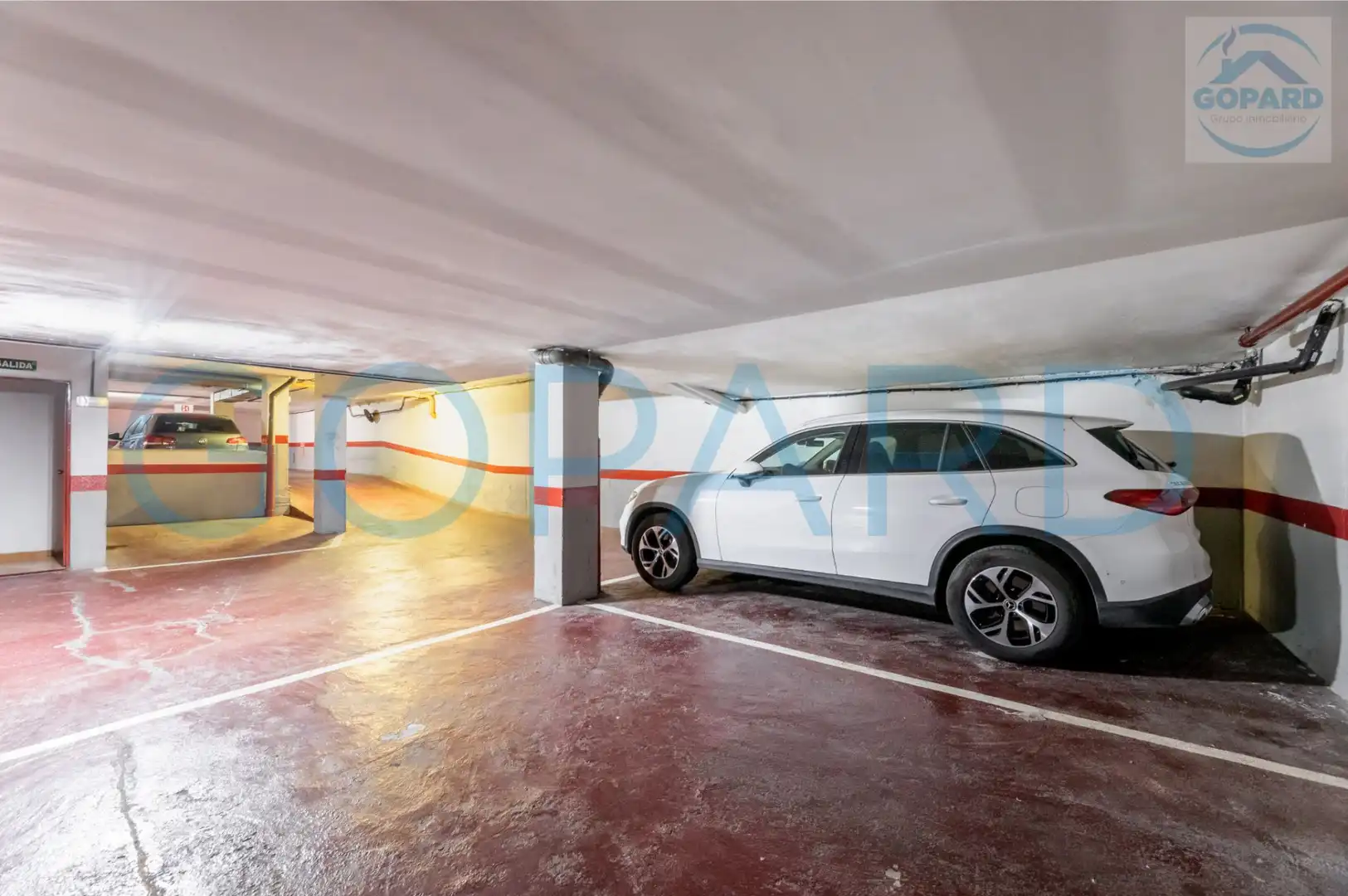 Parkplatz von Wohnung zum Verkauf in Madrid mit Klimaanlage, Heizung und Parkett