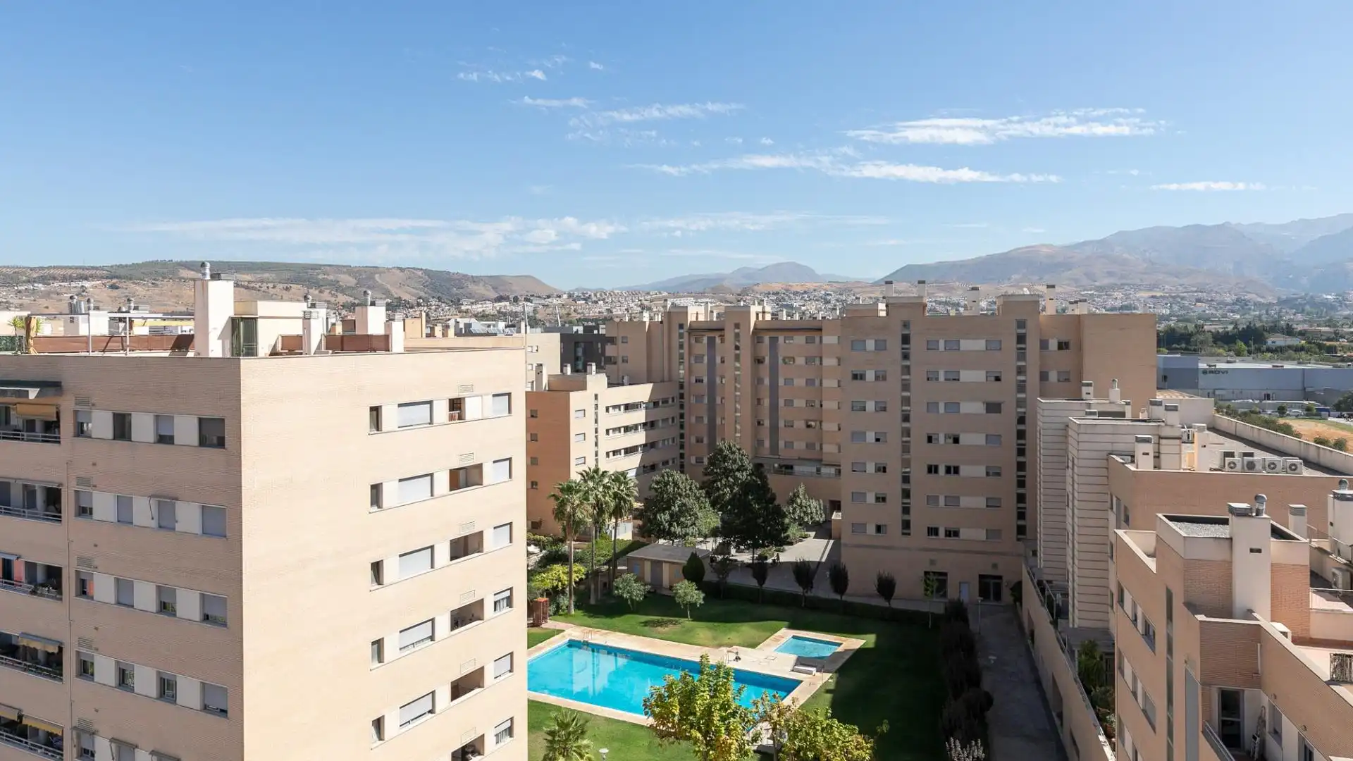 Exterior view of Attic for sale in  Granada Capital  with Air Conditioner, Heating and Parquet flooring
