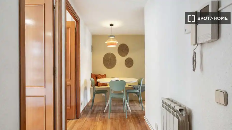 Dining room of Flat for rent in Madrid  with Air Conditioner, Heating and Furnished