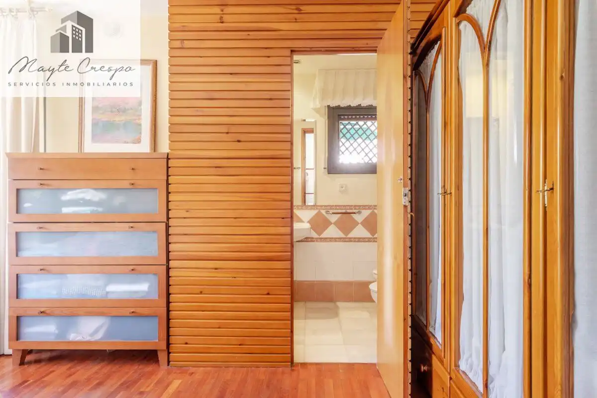 Casa o chalet en venta en La Zubia con Aire acondicionado, Calefacción y Jardín privado