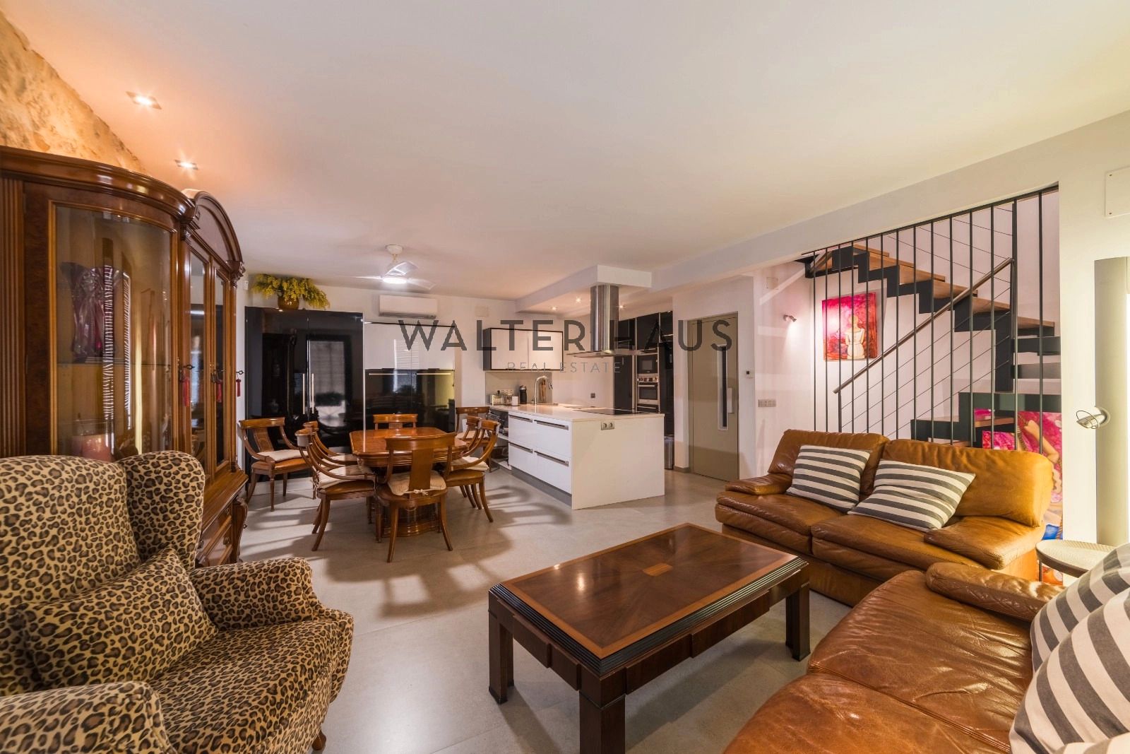 Living room of House or chalet for sale in Sant Feliu de Llobregat  with Heating, Terrace and Oven