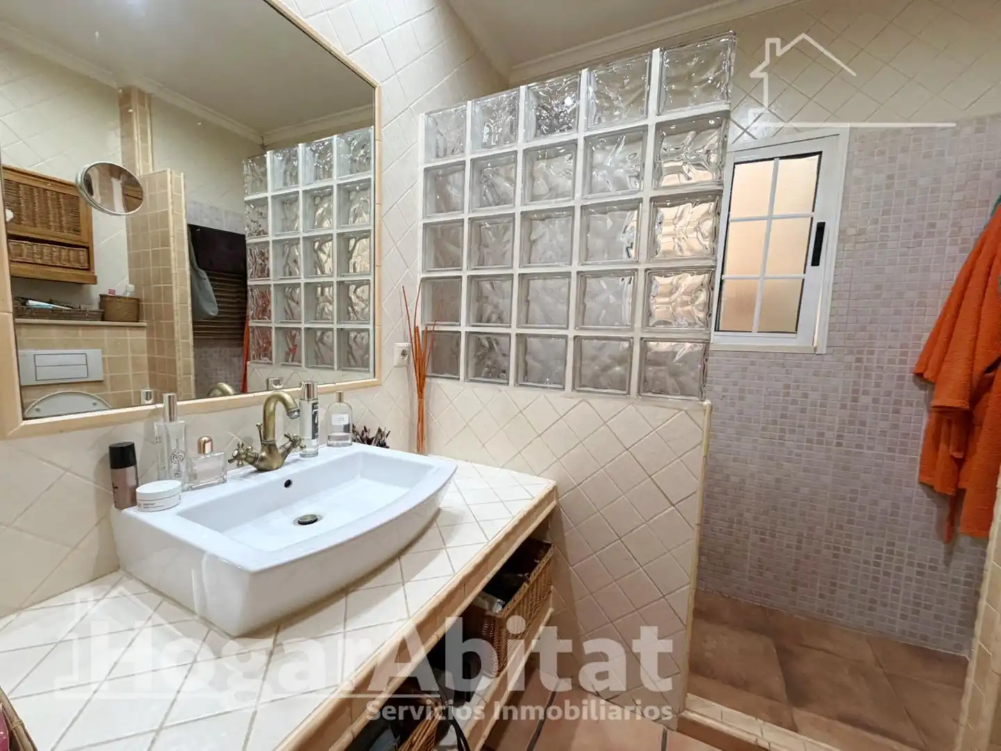 Baño de Casa o chalet en venta en Paterna con Aire acondicionado, Calefacción y Terraza