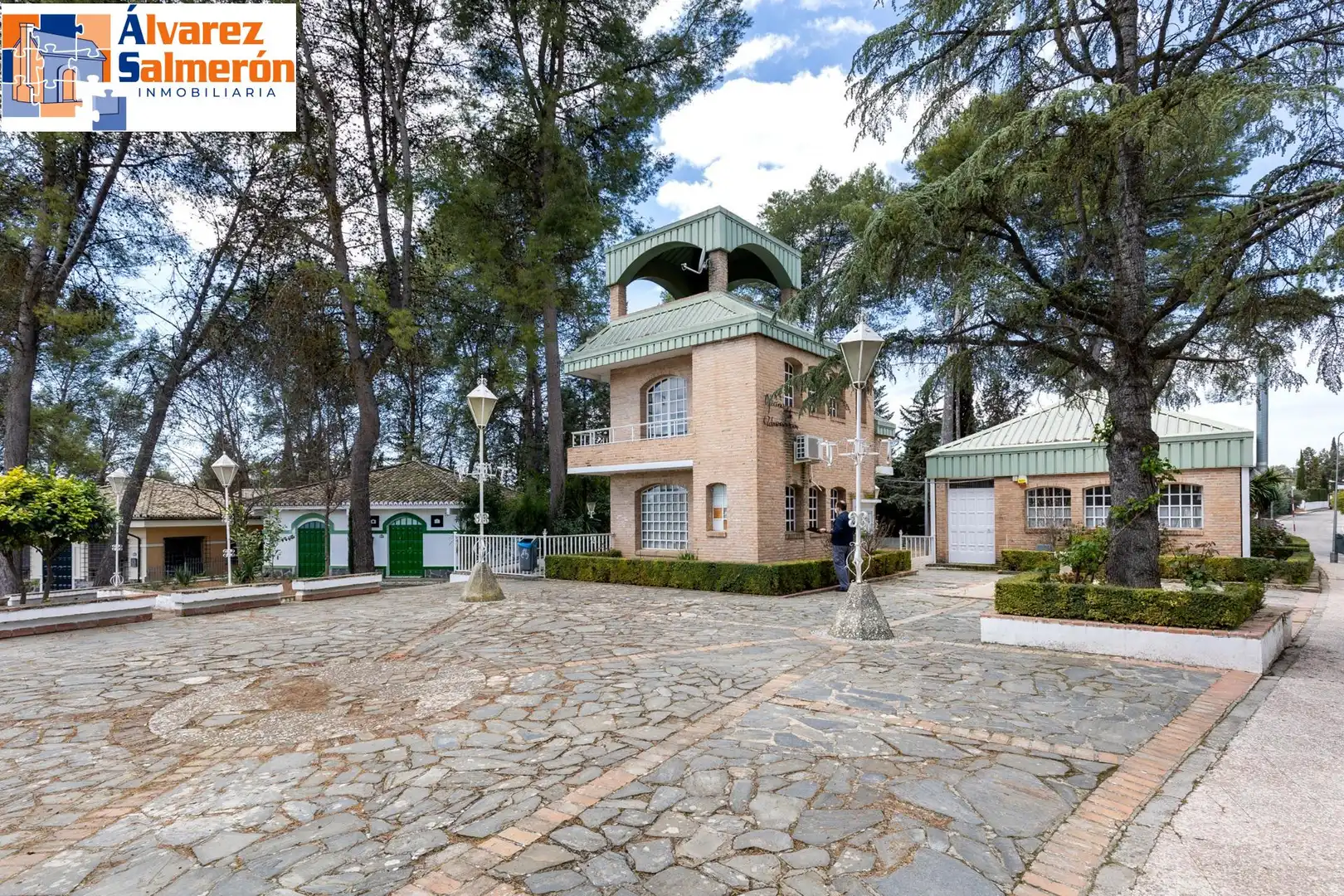 Vista exterior de Casa o chalet en venta en Albolote con Aire acondicionado, Calefacción y Jardín privado