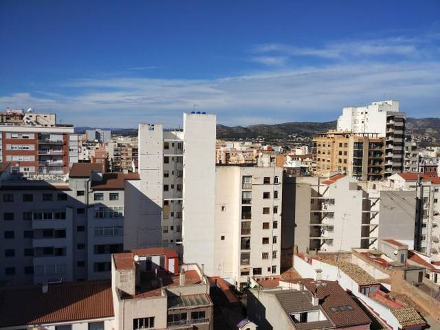 Oficina en Venta en Carrer d'Enmig en Casco Histórico