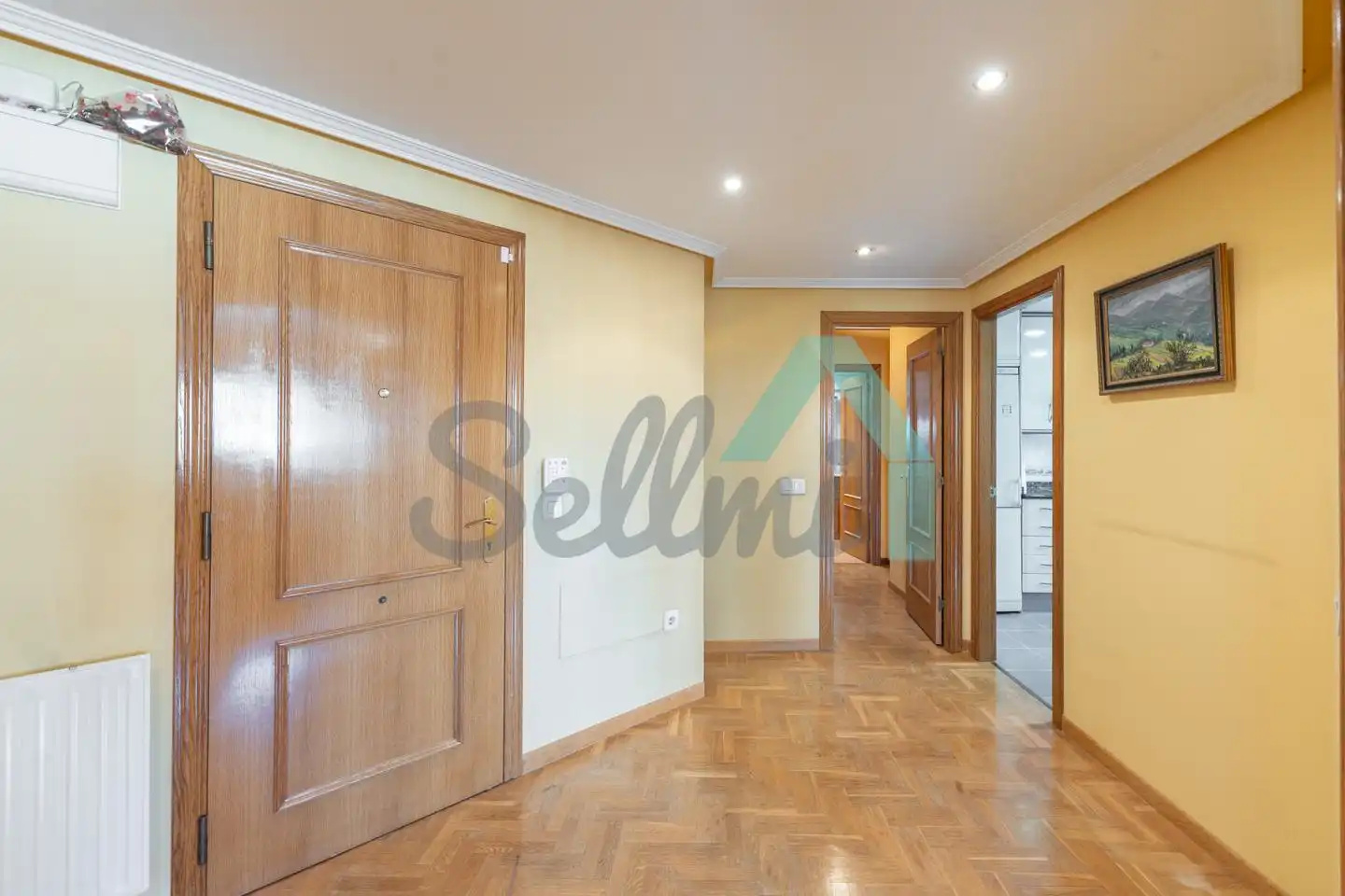 Piso en venta en Oviedo  con Calefacción, Parquet y Trastero