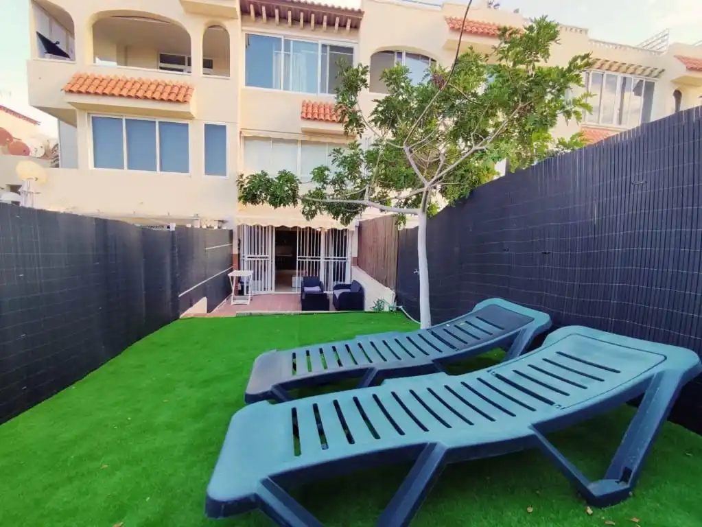 Terrasse von Erdgeschoss zur Miete in Adeje mit Terrasse und Möbliert