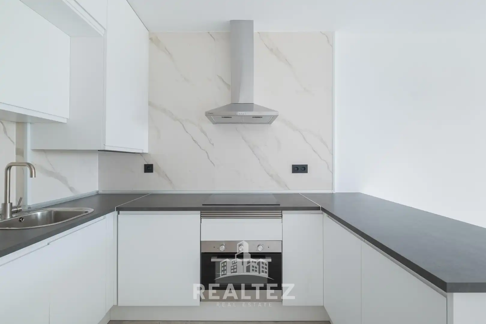 Cocina de Piso en venta en Arcos de la Frontera con Terraza y Piscina comunitaria