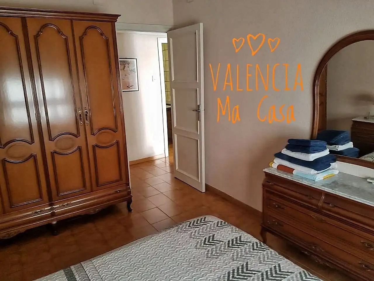 Flat with terrace to rent in Extramurs, imagen 3