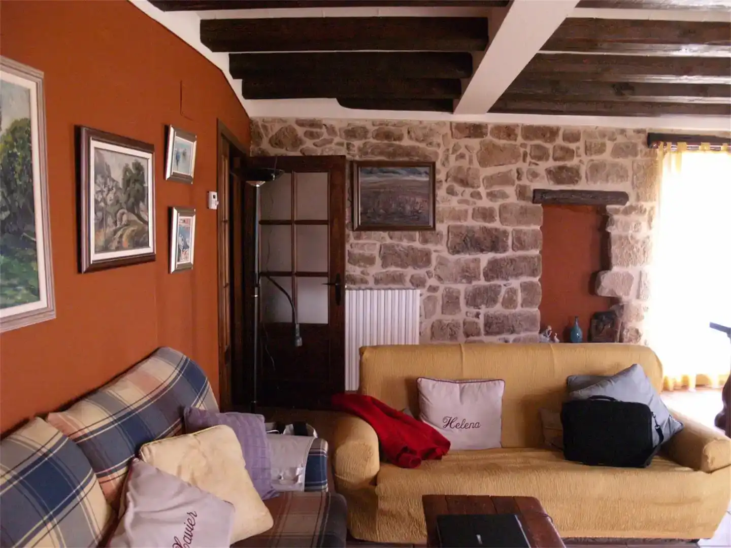 Sala d'estar de Finca rústica en venda en Horta de Sant Joan amb Aire condicionat i Balcó