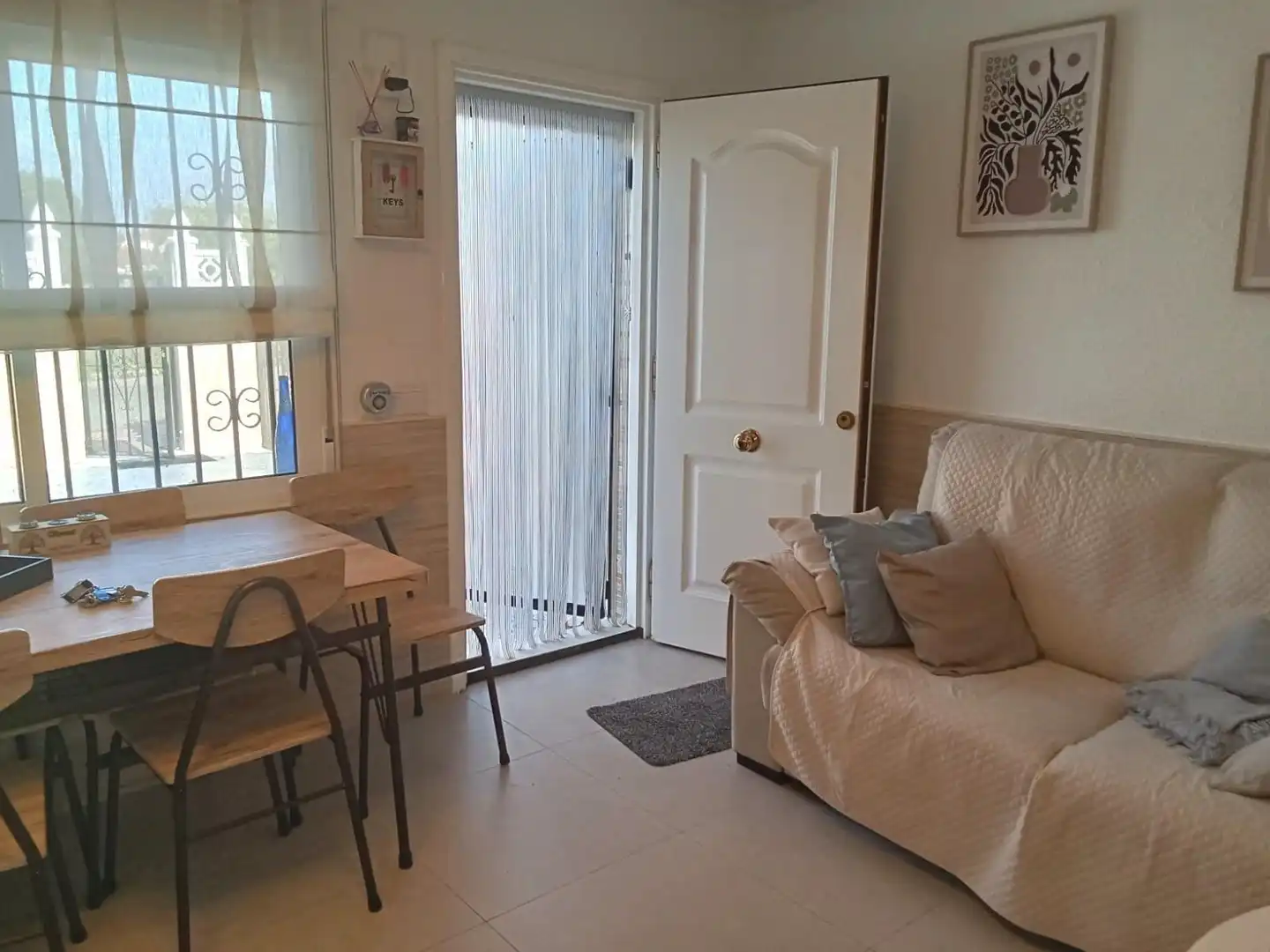 Living room of Houses for sale in Torrevieja  with Air Conditioner, Private garden and Furnished
