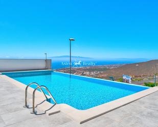 Piscina de Casa o xalet en venda en Adeje amb Aire condicionat, Terrassa i Piscina