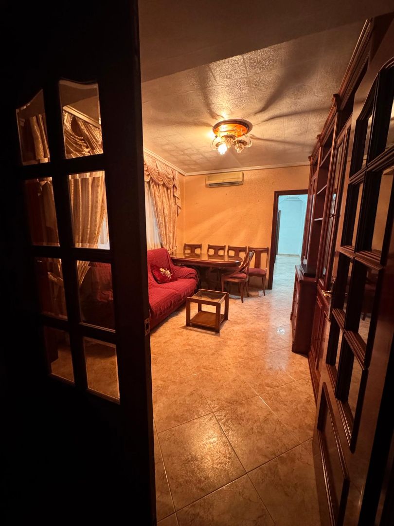 Living room of Flat for sale in  Valencia Capital  with Air Conditioner, Terrace and Furnished