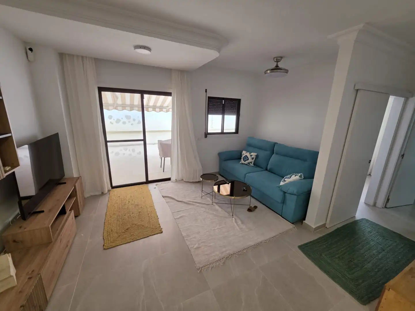 Sala d'estar de Apartament de lloguer en Playa Jardín