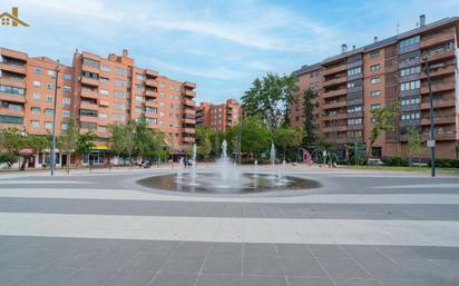 Vista exterior de Pis en venda en Tres Cantos amb Calefacció, Terrassa i Traster