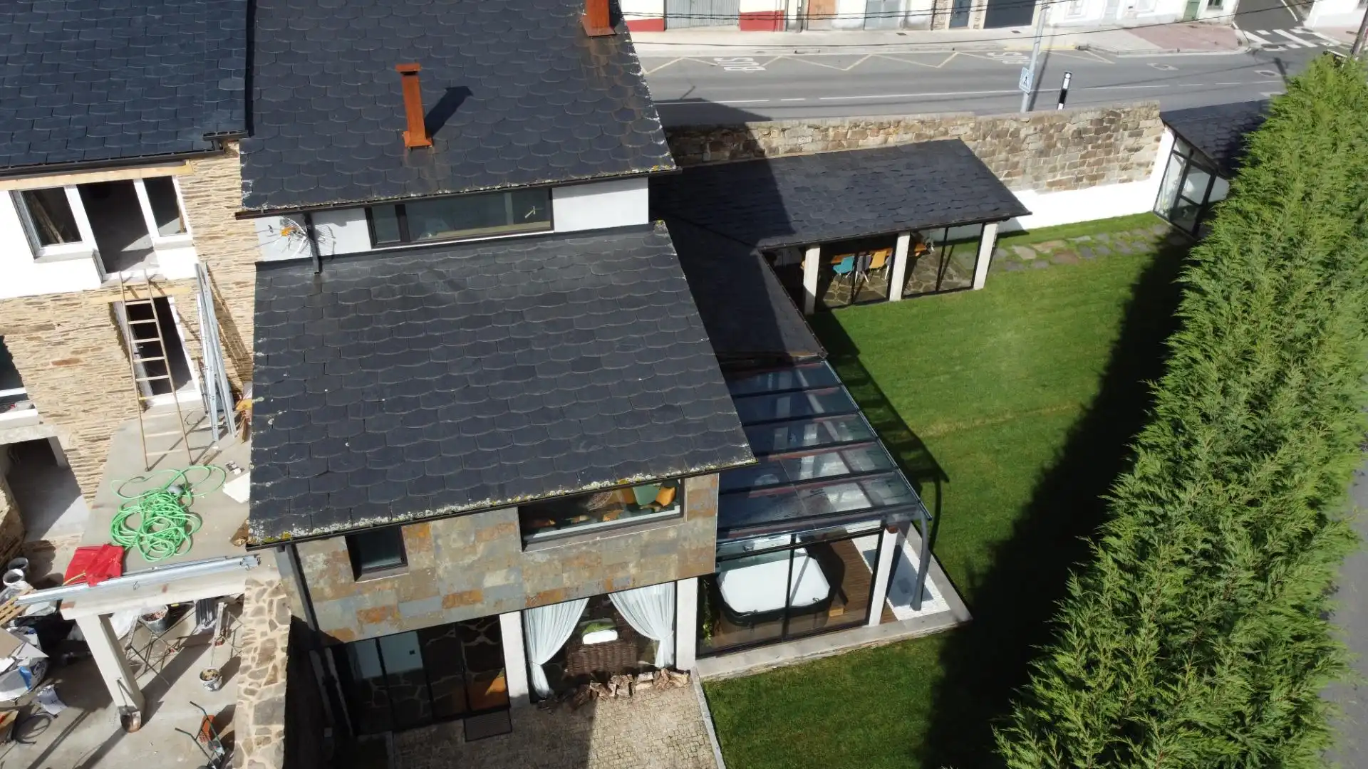 Vista exterior de Casa o chalet en venta en Lugo con Calefacción, Jardín privado y Jacuzzi