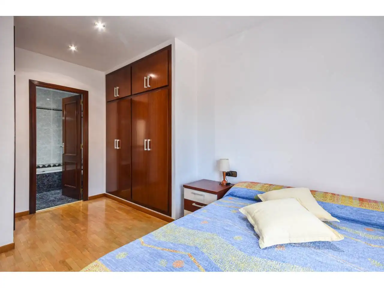 Dormitori de Àtic en venda en Sabadell amb Aire condicionat, Calefacció i Parquet
