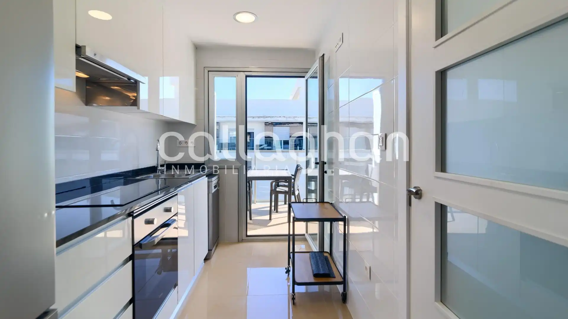 Cocina de Piso en venta en Oropesa del Mar / Orpesa con Aire acondicionado, Calefacción y Jardín privado