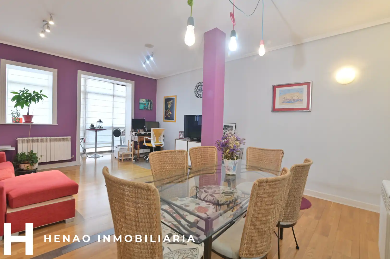 Sala d'estar de Pis en venda en Bilbao  amb Moblat, Forn i Rentadora