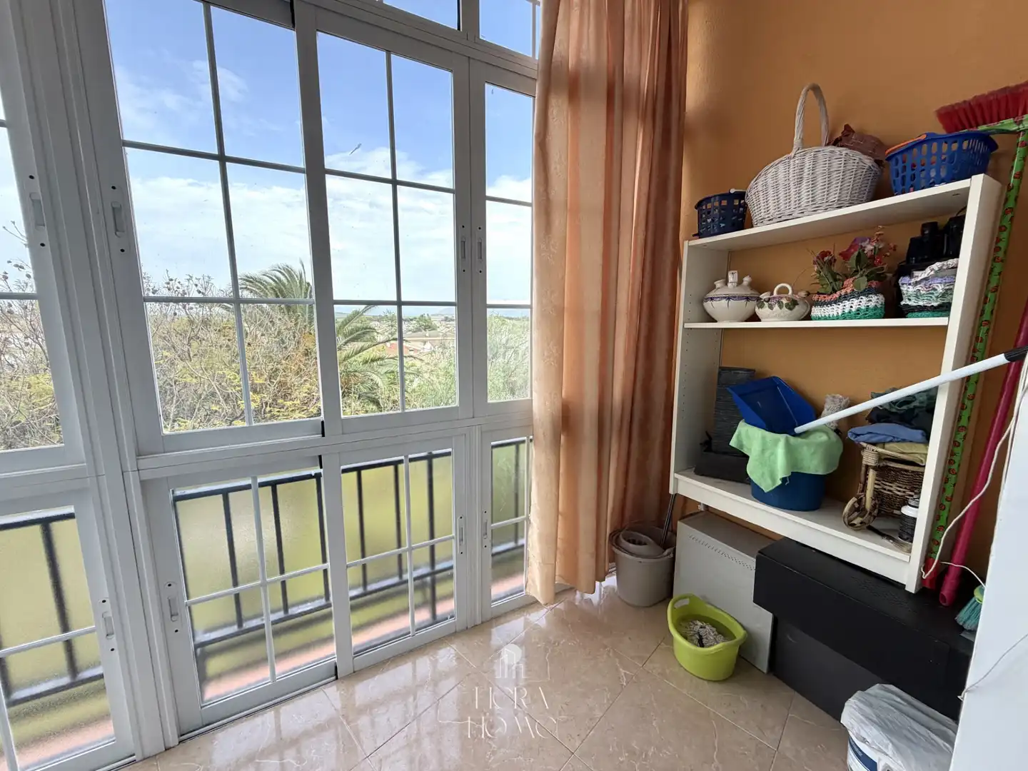 Terraza de Piso en venta en Campillos con Aire acondicionado, Terraza y Amueblado