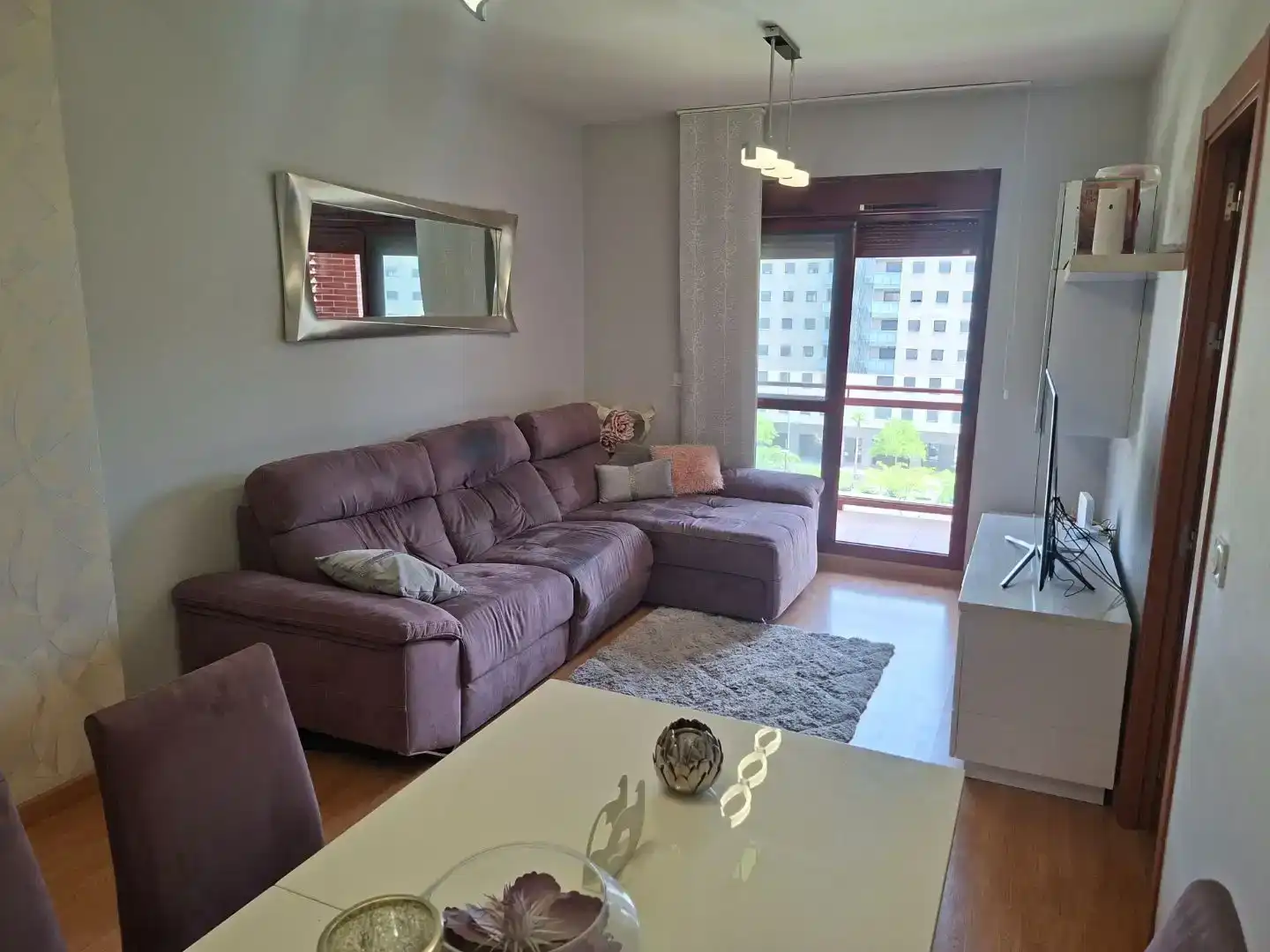 Sala de estar de Piso para compartir en Dos Hermanas con Aire acondicionado y Amueblado
