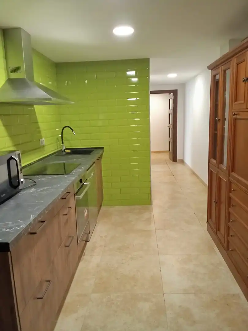 Cuina de Apartament de lloguer en Sagunto / Sagunt amb Aire condicionat, Terrassa i Moblat