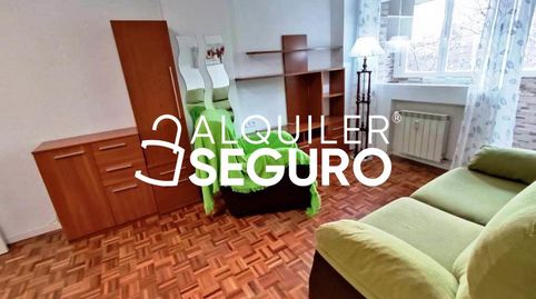 Foto 4 de Piso de alquiler en De Ganapanes , Peñagrande, Madrid Capital