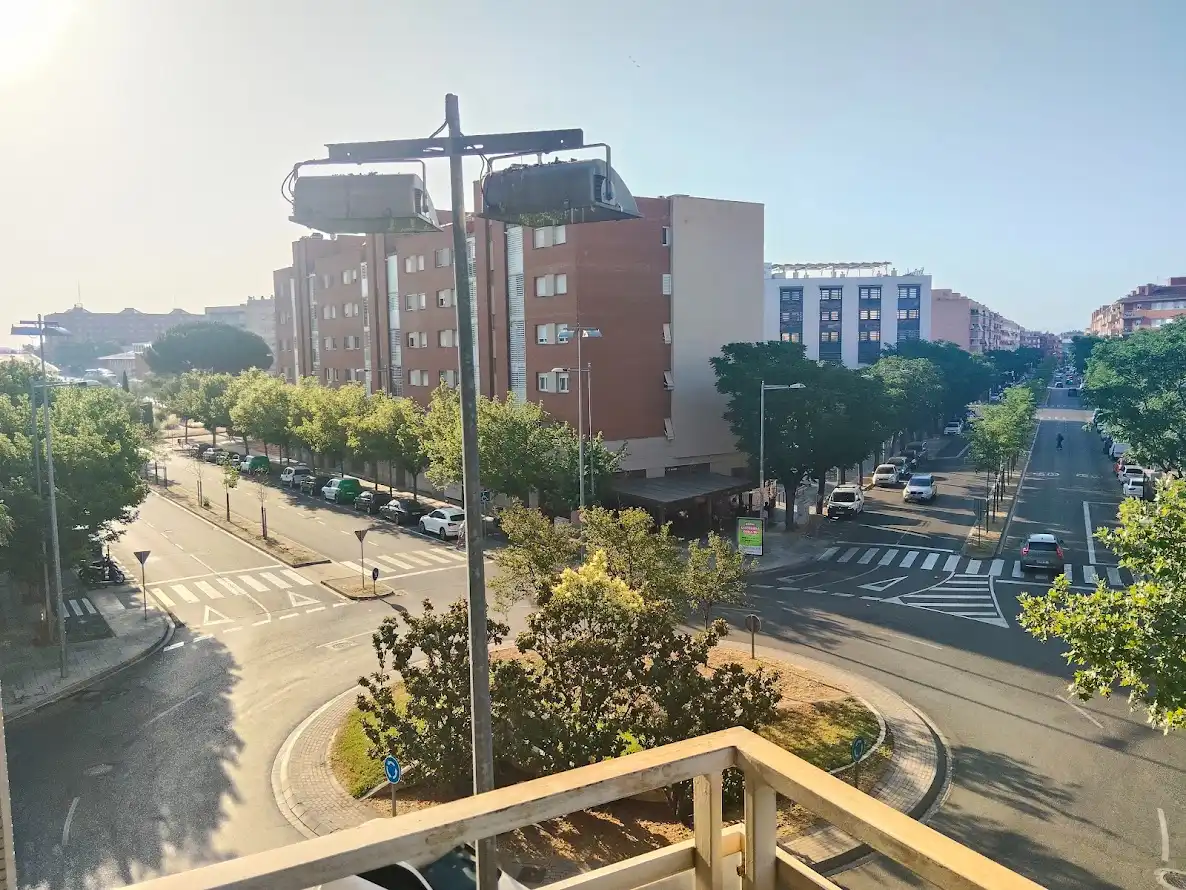 Außenansicht von Wohnung zum Verkauf in Lleida mit Klimaanlage, Heizung und Möbliert