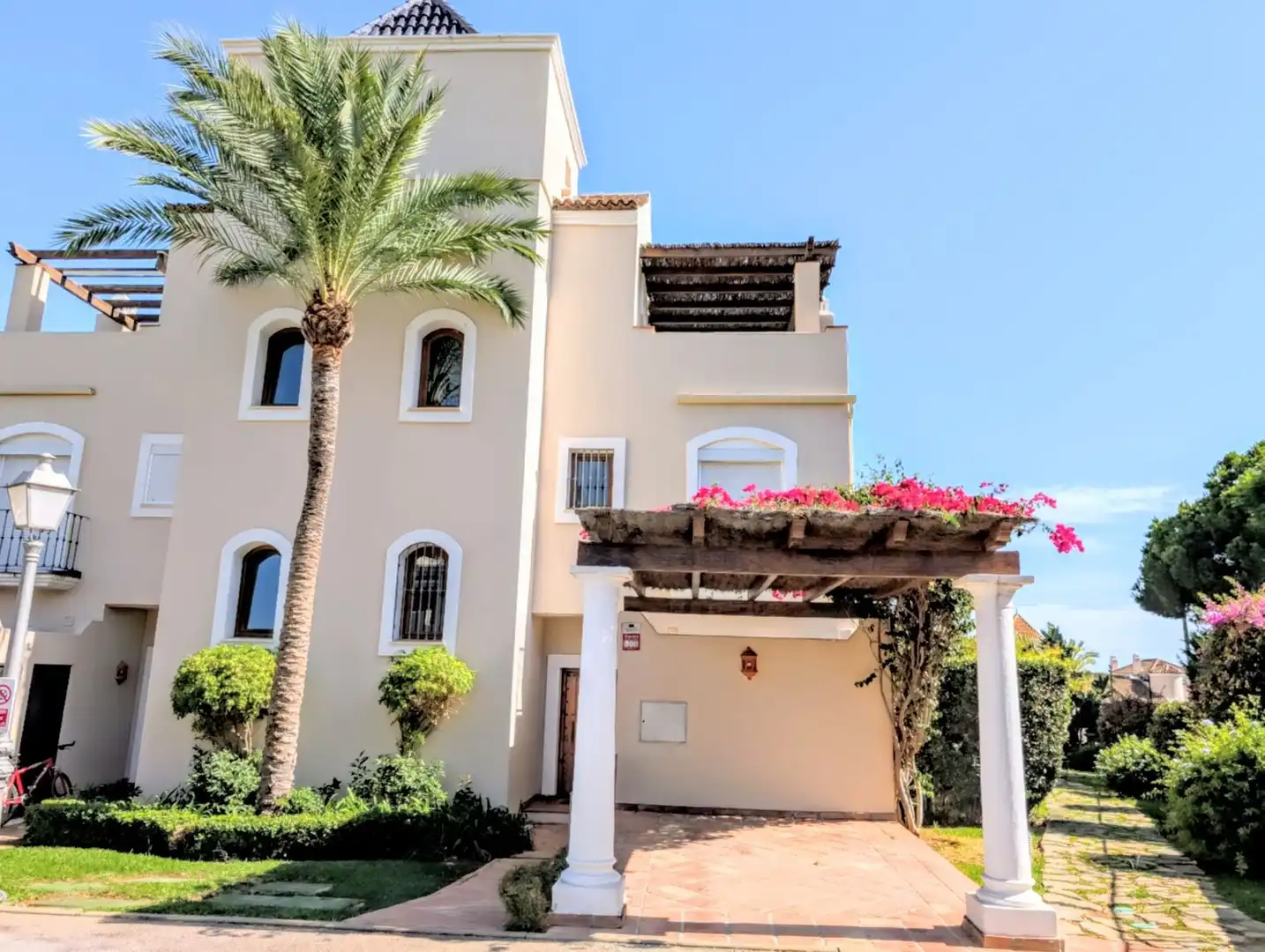 Maison mitoyenne avec piscine à vendre à Benahavís pueblo, imagen 2