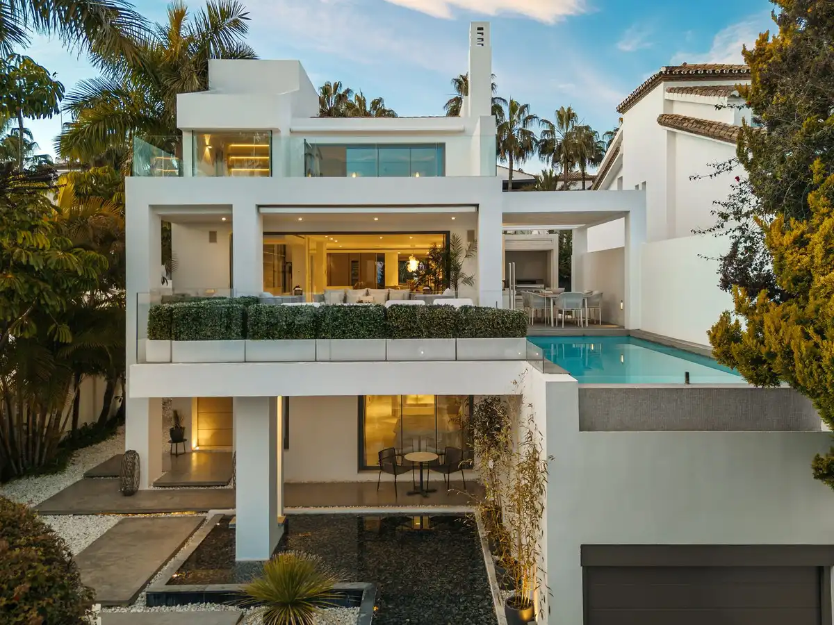 Exterior view of Detached homes for sale in Marbella  with Air Conditioner, Private garden and Terrace
