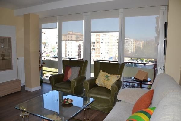 Living room of Flat to rent in  Granada Capital  with Air Conditioner and Heating